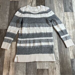 Loft Women’s Lounge Sweater, Gray And White, Medium